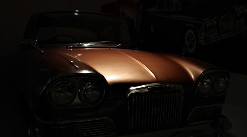 brown car