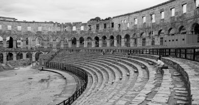 Ella Veronika Grbac: Arena