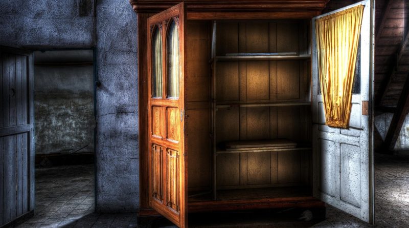 Mijo Burazerović: Zločesti ormar